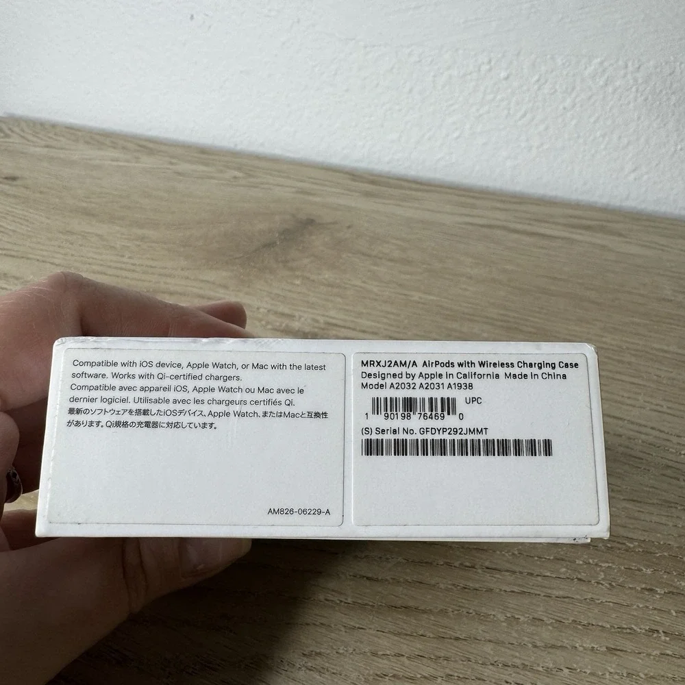 EMPTY BOX - Apple Airpods - Inner Packaging‎ - Manuals - Charging Cord MRXJ2AM/A